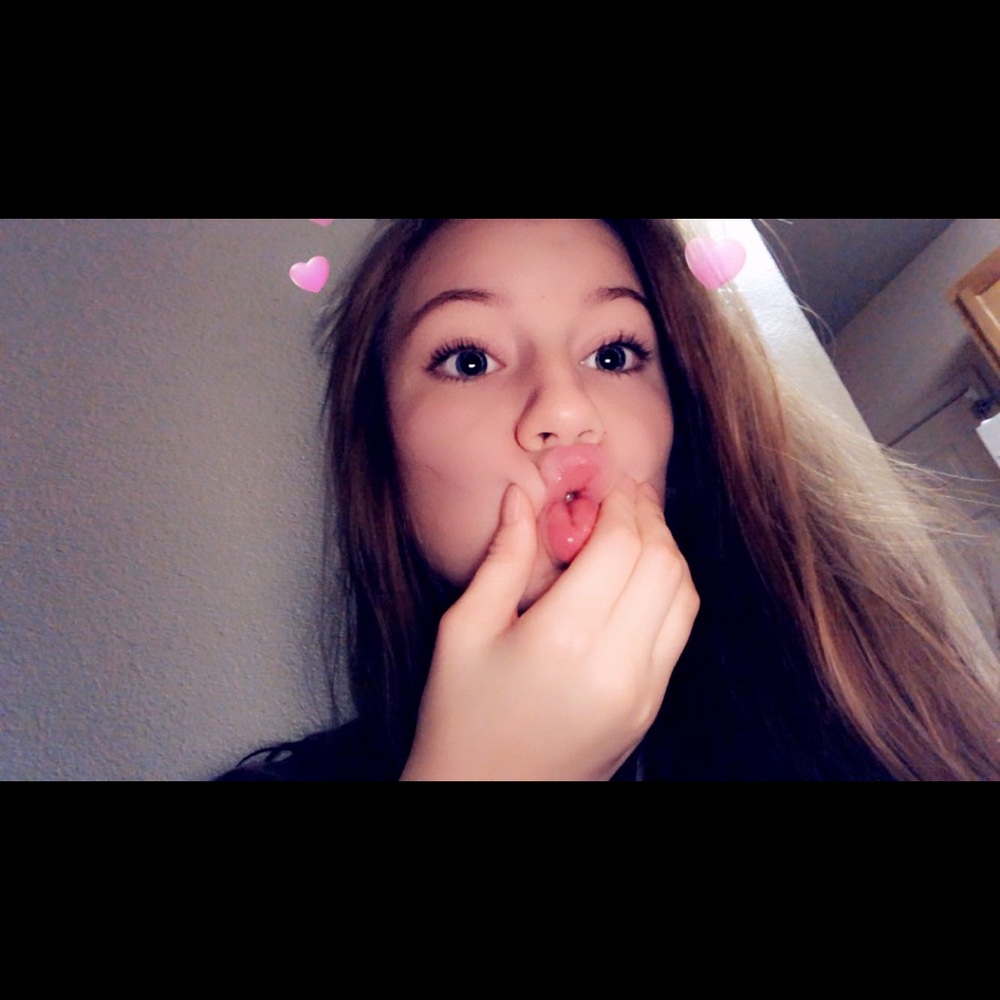 Meet your Posher, Kaitlyn